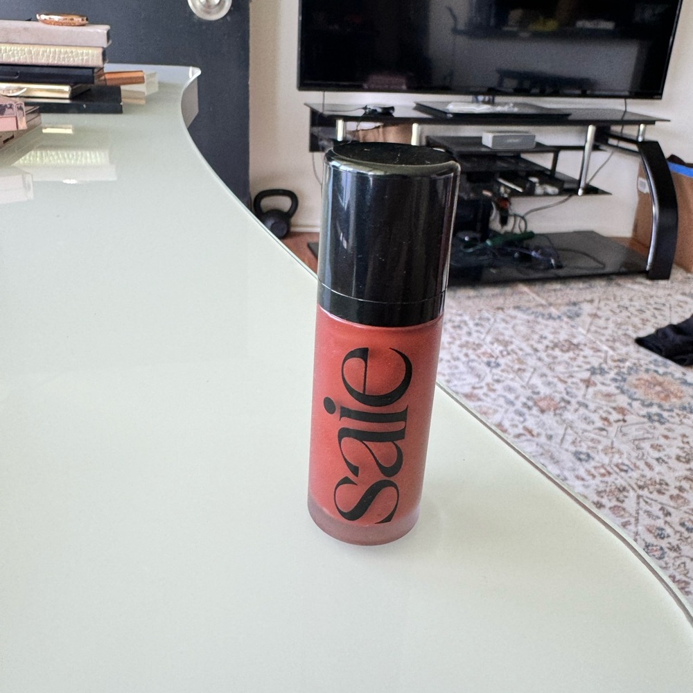 SAIE Dew blush Spicy